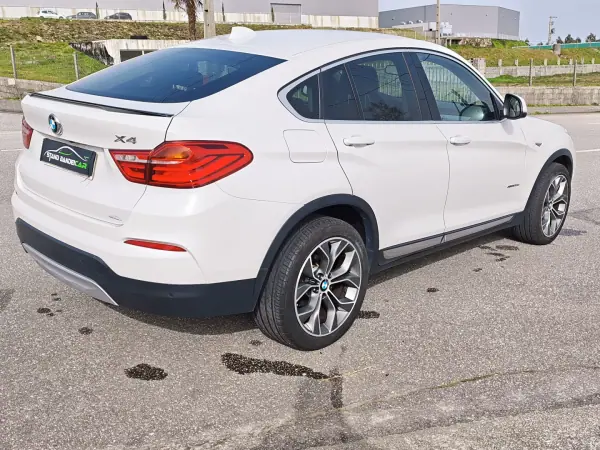 BMW X4 2014 - 23500 EUR, 223000 km - AUTO.MOTO.pt - 223000km - foto 20 de 42