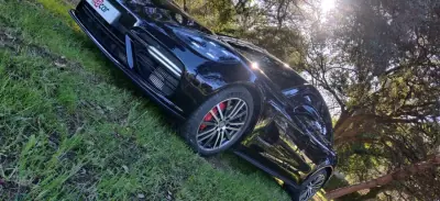 Porsche Panamera 2017 - 82499 EUR, 62500 km - AUTO.MOTO.pt - 62500km - foto 7 de 49