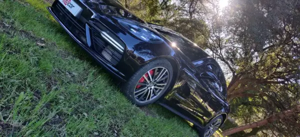 Porsche Panamera 2017 - 76490 EUR, 62500 km - AUTO.MOTO.pt - 62500km - foto 7 de 49