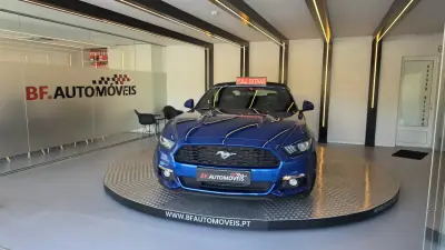 Ford Mustang 2017 - 44900 EUR, 29851 km - AUTO.MOTO.pt - 29851km - foto 12 de 58