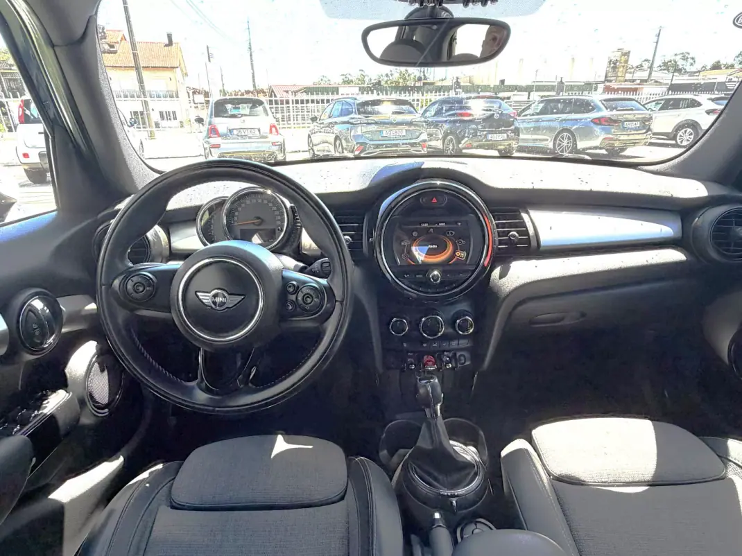 MINI Cooper 2014 - 11850 EUR, 132056 km - AUTO.MOTO.pt - 132056km - foto 12 de 13