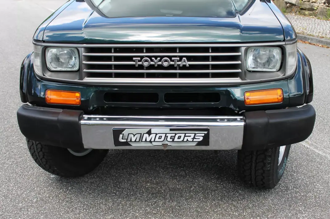 Toyota Land Cruiser 1994 - 31900 EUR, 237000 km - AUTO.MOTO.pt - 237000km - foto 12 de 40