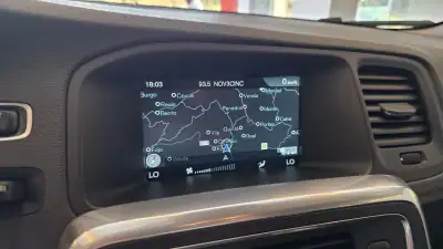 Volvo V60 2015 - 11900 EUR, 314478 km - AUTO.MOTO.pt - 314478km - foto 46 de 60