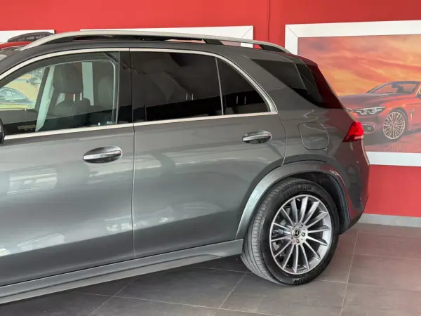 Mercedes-Benz GLE 350 2022 - 64990 EUR, 80739 km - AUTO.MOTO.pt - 80739km - foto 3 de 24