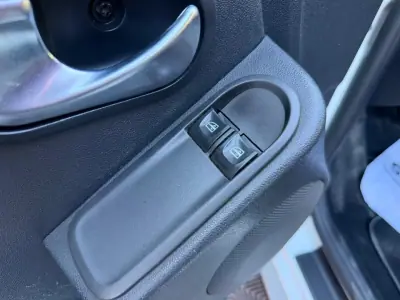 Dacia 2017 — foto 4 de 18