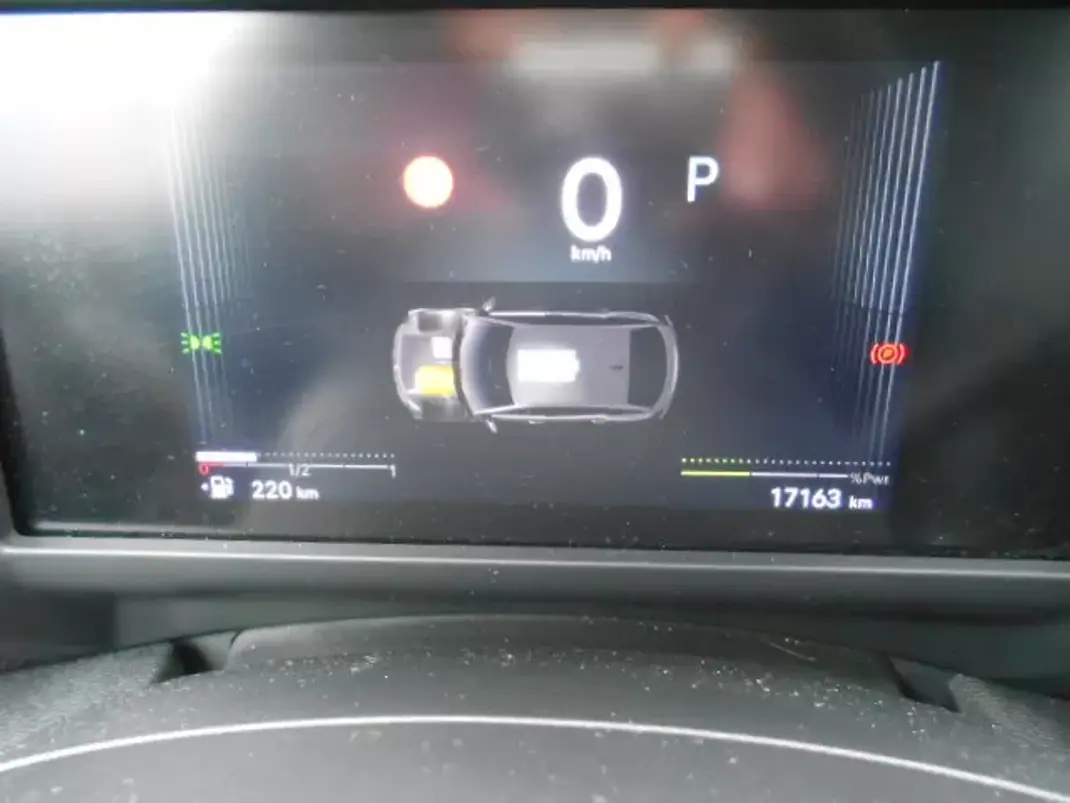 Citroën C4 2025 - 23500 EUR, 17074 km - AUTO.MOTO.pt - 17074km - foto 13 de 14