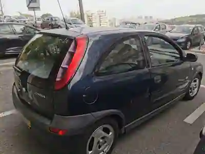 Opel Corsa 2001 - 1800 EUR, 59000 km - foto 3 de 9