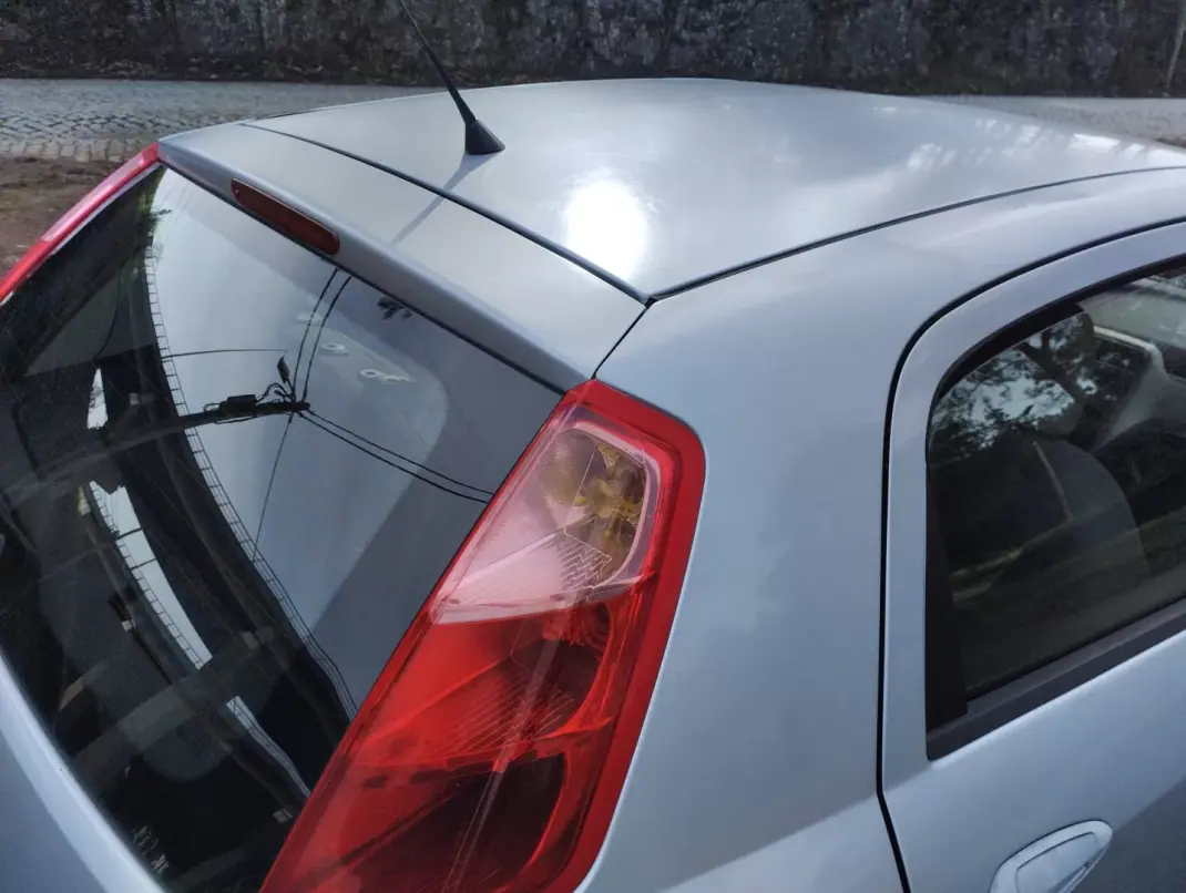 Fiat Grande Punto 2006 - 2750 EUR, 210000 km - AUTO.MOTO.pt - 210000km - foto 20 de 20