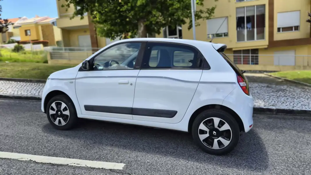 Renault Twingo 2018 - 10480 EUR, 68000 km - 68000km - foto 10 de 12