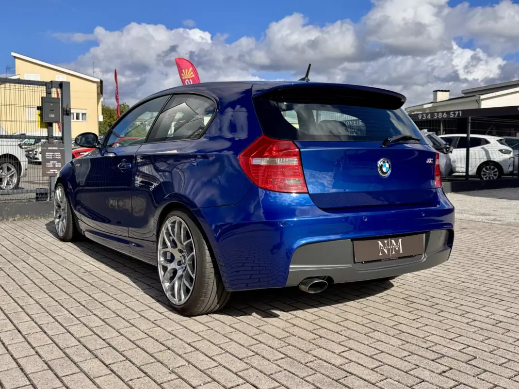 BMW 118 2009 - 9990 EUR, 277000 km - 277000km - foto 6 de 18