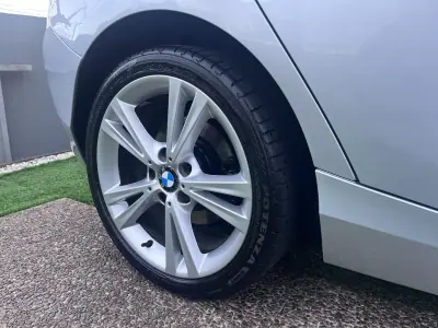 BMW 120 2013 - 13900 EUR, 190000 km - AUTO.MOTO.pt - 190000km - foto 23 de 50