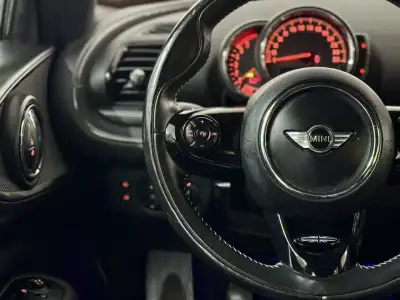 MINI Clubman 2017 - 13750 EUR, 98000 km - AUTO.MOTO.pt - 98000km - foto 31 de 60