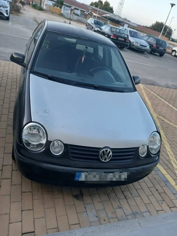 Volkswagen Polo 2004 - 1800 EUR, 22800 km - 22800km - foto 13 de 14