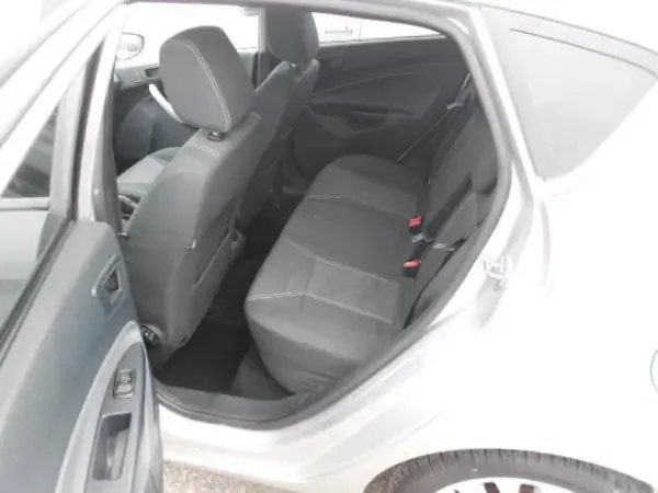 Ford Fiesta 2008 - 6450 EUR, 272594 km - 272594km - foto 8 de 12