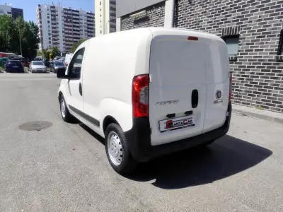 Fiat FIORINO 1.3 MULTIJET 2019 - 9480 EUR, 157000 km - AUTO.MOTO.pt - 157000km - foto 8 de 24