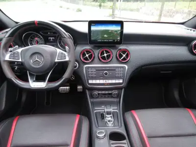 Mercedes-Benz A 45 AMG 2017 - 38990 EUR, 110000 km - AUTO.MOTO.pt - 110000km - foto 42 de 56