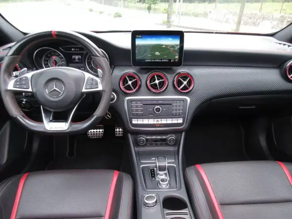 Mercedes-Benz A 45 AMG 2017 - 38990 EUR, 110000 km - AUTO.MOTO.pt - 110000km - foto 42 de 56