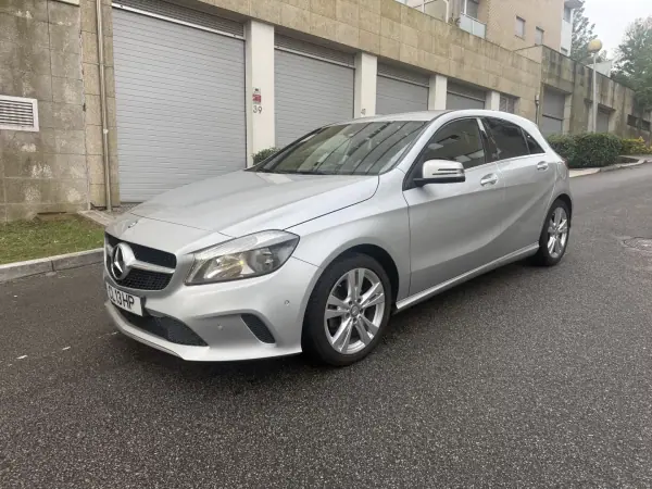 Mercedes-Benz A 180 2016 - 14950 EUR, 145000 km - 145000km - foto 3 de 15