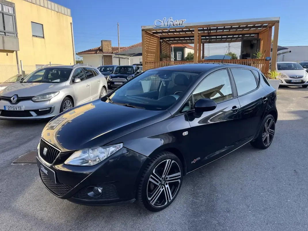 SEAT Ibiza 2011 - 6450 EUR, 240000 km - AUTO.MOTO.pt - 240000km - foto 40 de 45