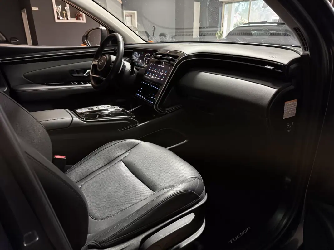 Hyundai Tucson 2022 - 19990 EUR, 208987 km - AUTO.MOTO.pt - 208987km - foto 10 de 19