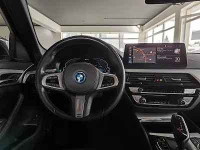 BMW 530e 2022 - 33750 EUR, 158500 km - AUTO.MOTO.pt - 158500km - foto 36 de 36