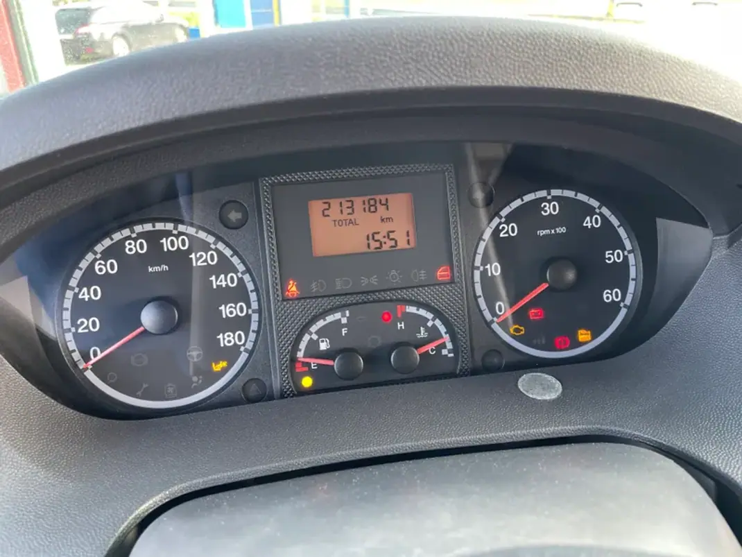 Fiat 2012 - 12750 EUR, 213184 km - AUTO.MOTO.pt - 213184km - foto 14 de 23