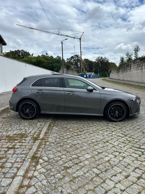 Mercedes-Benz A 250 2021 - 29000 EUR, 61300 km - AUTO.MOTO.pt - 61300km - foto 6 de 12