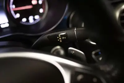 Mercedes-Benz C 220 2016 - 26900 EUR, 178412 km - AUTO.MOTO.pt - 178412km - foto 18 de 22