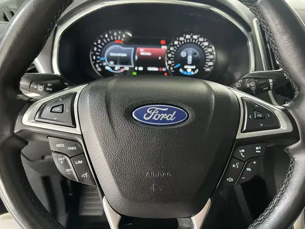 Ford S-Max 2021 - 26600 EUR, 132399 km - AUTO.MOTO.pt - 132399km - foto 19 de 29