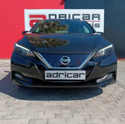 Nissan Leaf 2019 - 13990 EUR, 76769 km - AUTO.MOTO.pt - 76769km - foto 2 de 31