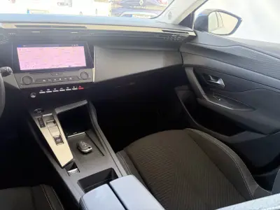 Peugeot 308 SW 2024 - 25490 EUR, 66700 km - AUTO.MOTO.pt - 66700km - foto 15 de 19