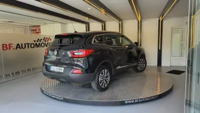 Renault Kadjar 2018 - 15500 EUR, 107700 km - AUTO.MOTO.pt - 107700km - foto 21 de 56