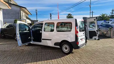 Renault Kangoo 1.5 DCI Express S/S Maxi Business 2019 - 18900 EUR, 190869 km - AUTO.MOTO.pt - 190869km - foto 9 de 31
