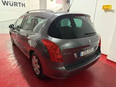 Peugeot 308 SW 2011 - 5900 EUR, 147177 km - AUTO.MOTO.pt - 147177km - foto 6 de 30