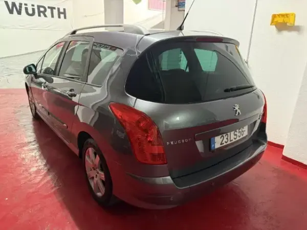 Peugeot 308 SW 2011 - 5900 EUR, 147177 km - AUTO.MOTO.pt - 147177km - foto 6 de 30