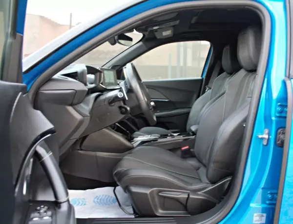 Peugeot 2008 2022 - 20900 EUR, 31255 km - AUTO.MOTO.pt - 31255km - foto 12 de 28