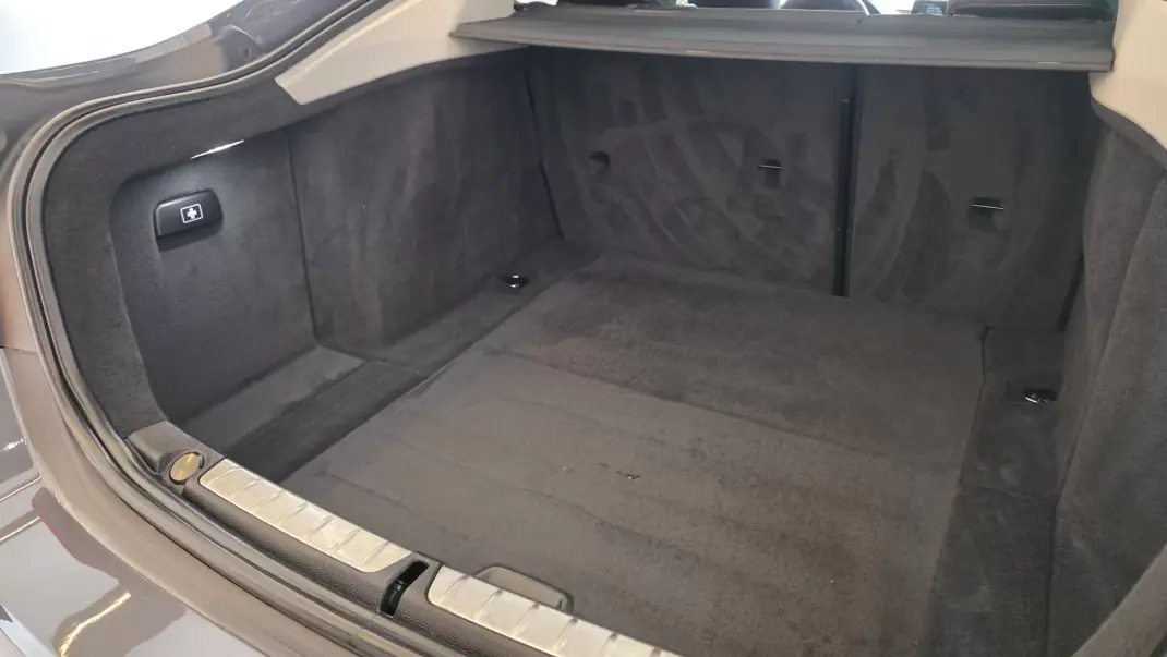 BMW 418 Gran Coupé 2015 - 16900 EUR, 272963 km - AUTO.MOTO.pt - 272963km - foto 21 de 64