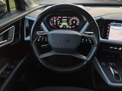 Audi Q4 e-tron 2022 - 36990 EUR, 56000 km - AUTO.MOTO.pt - 56000km - foto 15 de 63