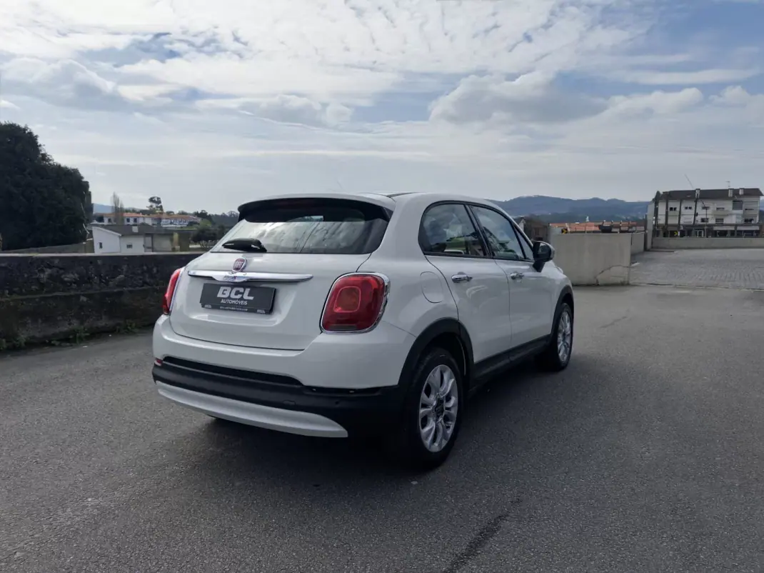 Fiat 500X 2016 - 11990 EUR, 136000 km - AUTO.MOTO.pt - 136000km - foto 7 de 41