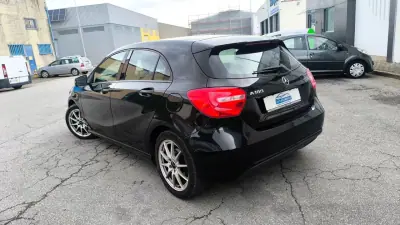 Mercedes-Benz A 180 2013 - 11900 EUR, 187000 km - AUTO.MOTO.pt - 187000km - foto 10 de 26
