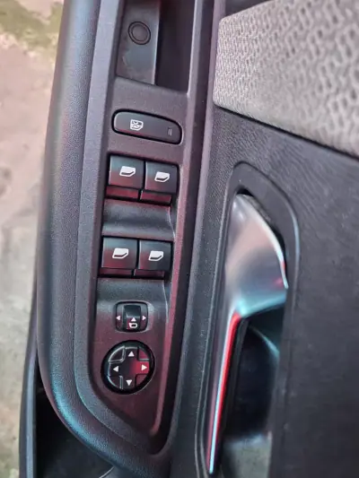 Citroën C4 2021 — photo 6 of 18