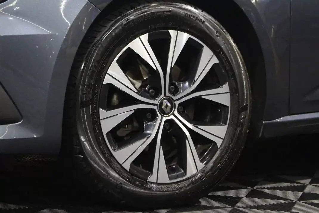 Renault Mégane Sport Tourer 2021 - 14900 EUR, 144000 km - 144000km - foto 23 de 32