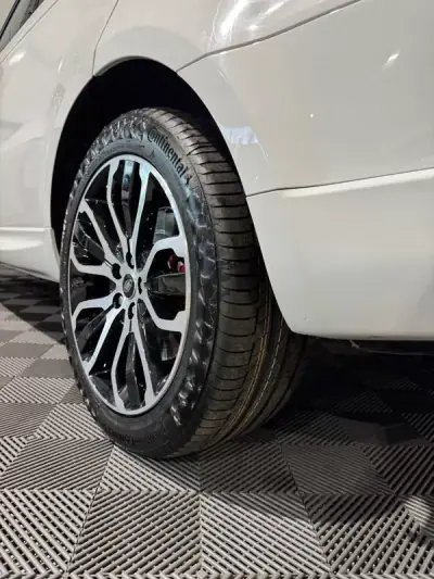 Land Rover Range Rover Sport 2019 - 44750 EUR, 110700 km - AUTO.MOTO.pt - 110700km - foto 54 de 60