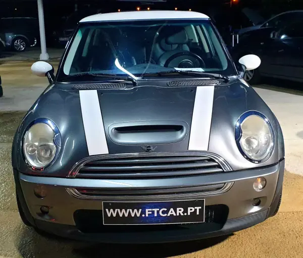 MINI Cooper S 2004 - 9990 EUR, 191662 km - AUTO.MOTO.pt - 191662km - foto 2 de 18