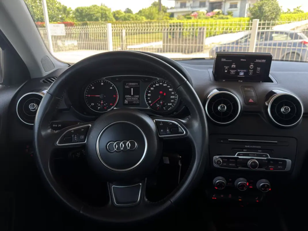Audi A1 Sportback 2018 - 15990 EUR, 146169 km - AUTO.MOTO.pt - 146169km - foto 18 de 23