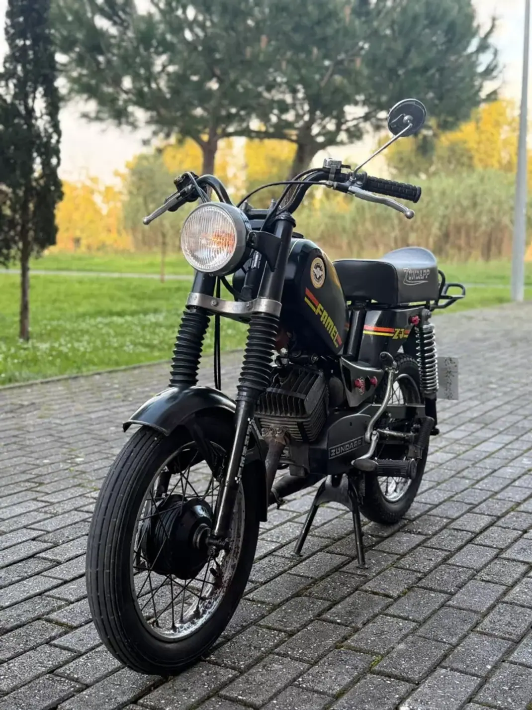 1987 - 2299 EUR, 5000 km - 5000km - foto 4 de 5