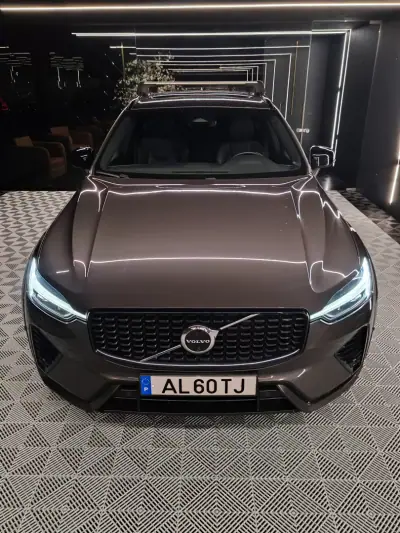 Volvo XC 60 2022 - 41000 EUR, 109000 km - AUTO.MOTO.pt - 109000km - foto 7 de 27