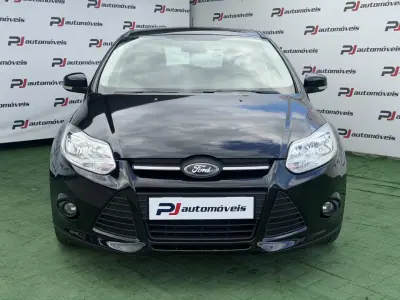Ford Focus 2012 - 8500 EUR, 203000 km - AUTO.MOTO.pt - 203000km - foto 3 de 16