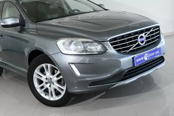 Volvo XC 60 2016 — foto 2 de 30