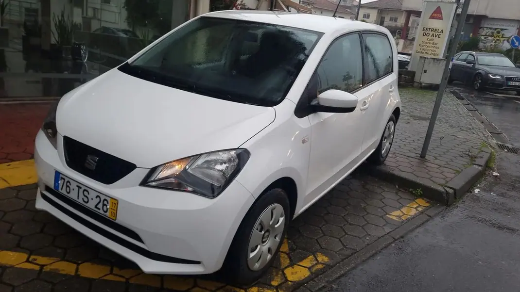SEAT Mii 2017 - 8990 EUR, 43580 km - AUTO.MOTO.pt - 43580km - foto 1 de 14